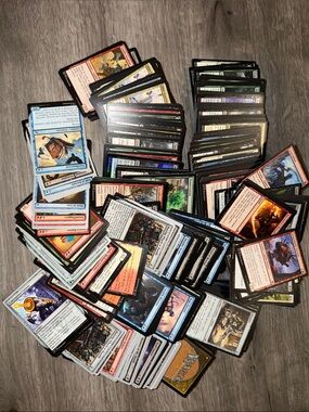 Bundle of magic the gathering cards